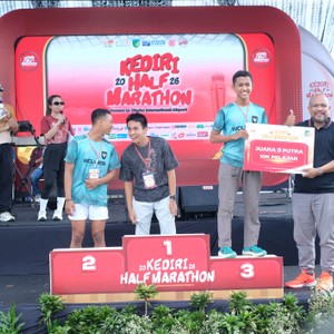 Race photo from KEDIRI HALF MARATHON 2026