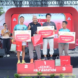 Race photo from KEDIRI HALF MARATHON 2026