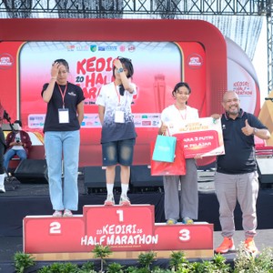 Race photo from KEDIRI HALF MARATHON 2026