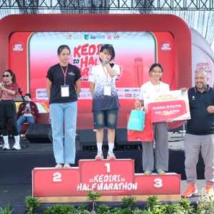 Race photo from KEDIRI HALF MARATHON 2026