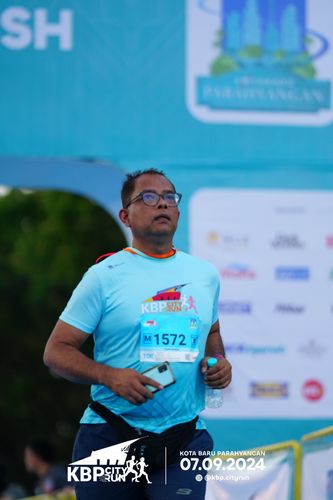 Race photo from KBP City Run 2024