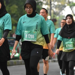Race photo from BAUR RUN 2025
