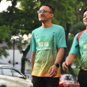 Race photo from BAUR RUN 2025