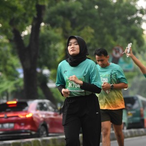 Race photo from BAUR RUN 2025