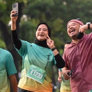 Race photo from BAUR RUN 2025