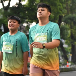 Race photo from BAUR RUN 2025