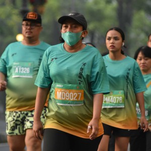 Race photo from BAUR RUN 2025