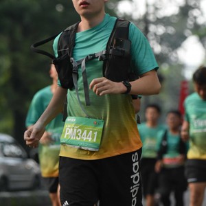 Race photo from BAUR RUN 2025