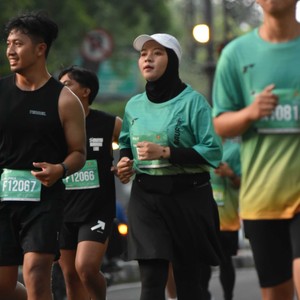 Race photo from BAUR RUN 2025
