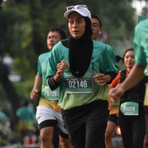 Race photo from BAUR RUN 2025