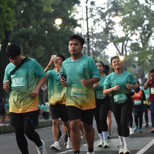 Race photo from BAUR RUN 2025