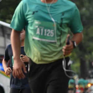 Race photo from BAUR RUN 2025