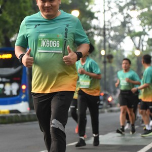 Race photo from BAUR RUN 2025