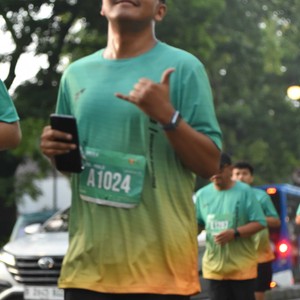 Race photo from BAUR RUN 2025