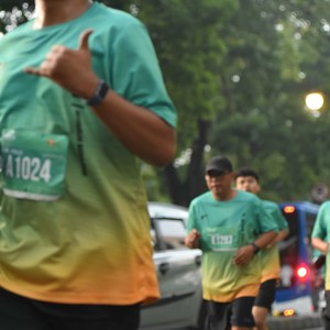 Race photo from BAUR RUN 2025