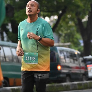 Race photo from BAUR RUN 2025
