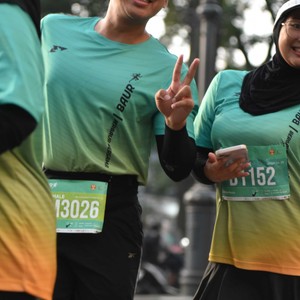 Race photo from BAUR RUN 2025