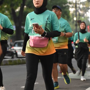 Race photo from BAUR RUN 2025