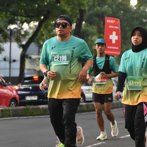 Race photo from BAUR RUN 2025