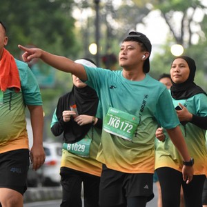 Race photo from BAUR RUN 2025