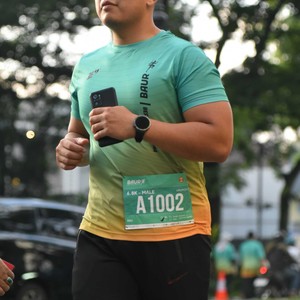 Race photo from BAUR RUN 2025