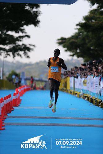 Race photo from KBP City Run 2024