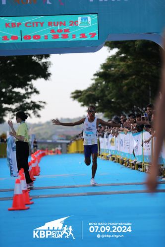 Race photo from KBP City Run 2024