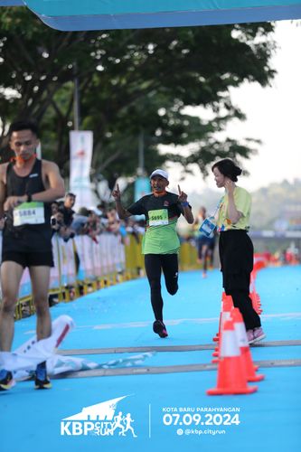 Race photo from KBP City Run 2024