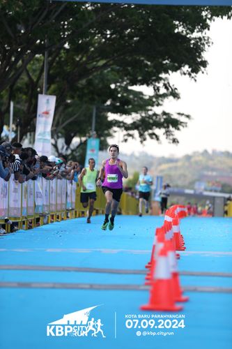 Race photo from KBP City Run 2024