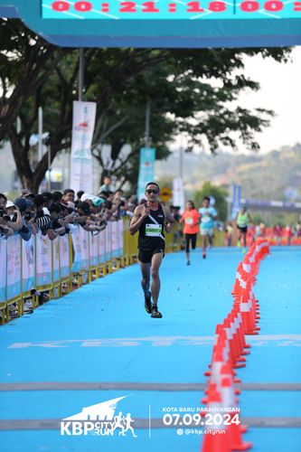 Race photo from KBP City Run 2024