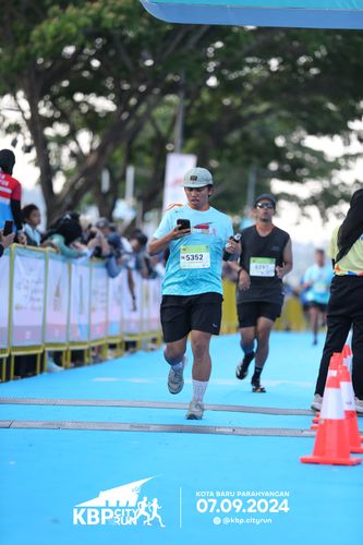 Race photo from KBP City Run 2024