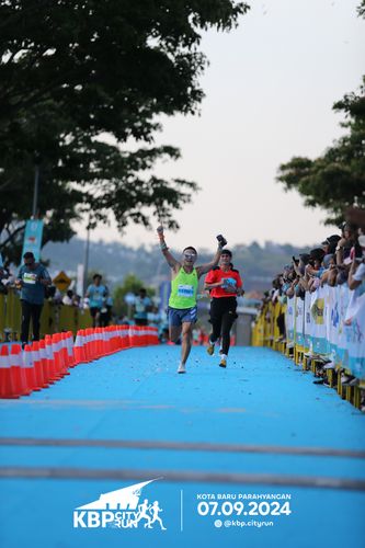 Race photo from KBP City Run 2024