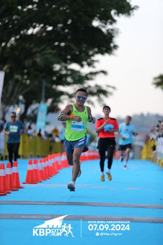 Race photo from KBP City Run 2024