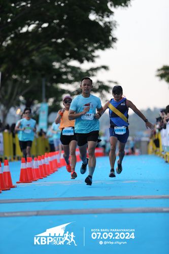 Race photo from KBP City Run 2024