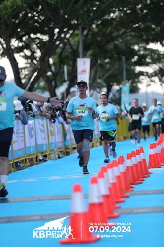 Race photo from KBP City Run 2024