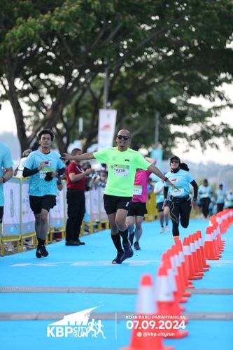 Race photo from KBP City Run 2024