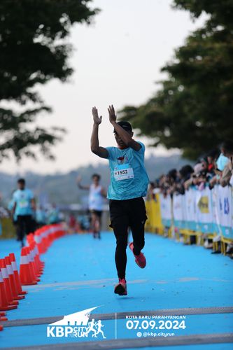 Race photo from KBP City Run 2024