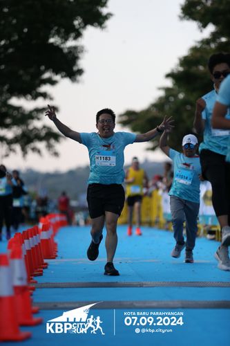 Race photo from KBP City Run 2024