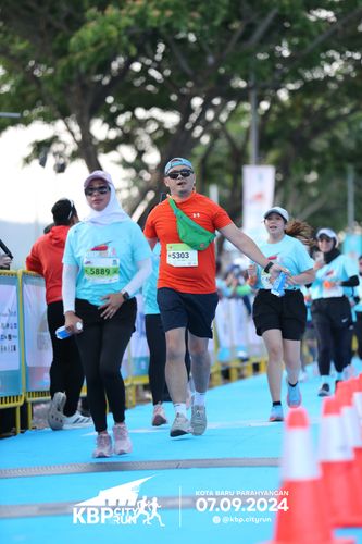 Race photo from KBP City Run 2024