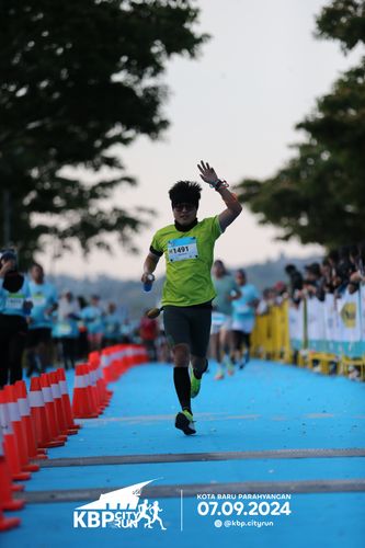 Race photo from KBP City Run 2024