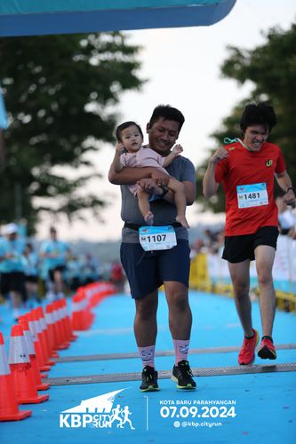 Race photo from KBP City Run 2024