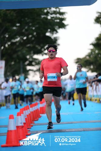 Race photo from KBP City Run 2024