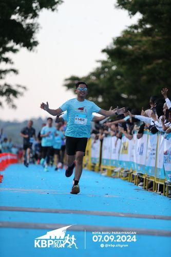 Race photo from KBP City Run 2024