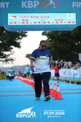 Race photo from KBP City Run 2024