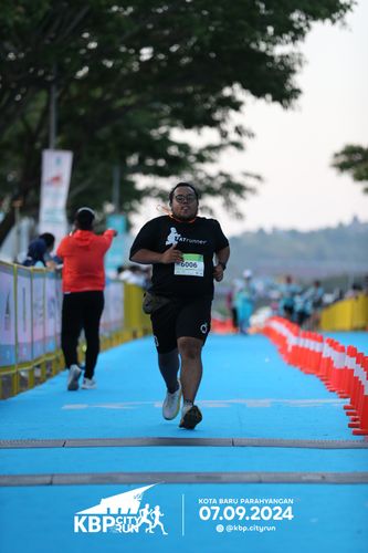Race photo from KBP City Run 2024