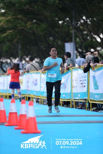 Race photo from KBP City Run 2024