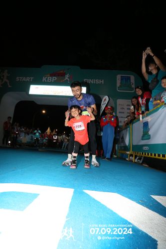 Race photo from KBP City Run 2024