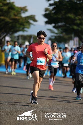 Race photo from KBP City Run 2024