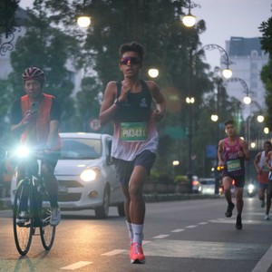 Race photo from BAUR RUN 2025