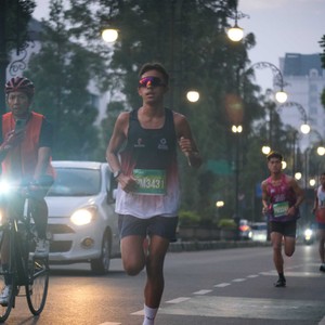 Race photo from BAUR RUN 2025